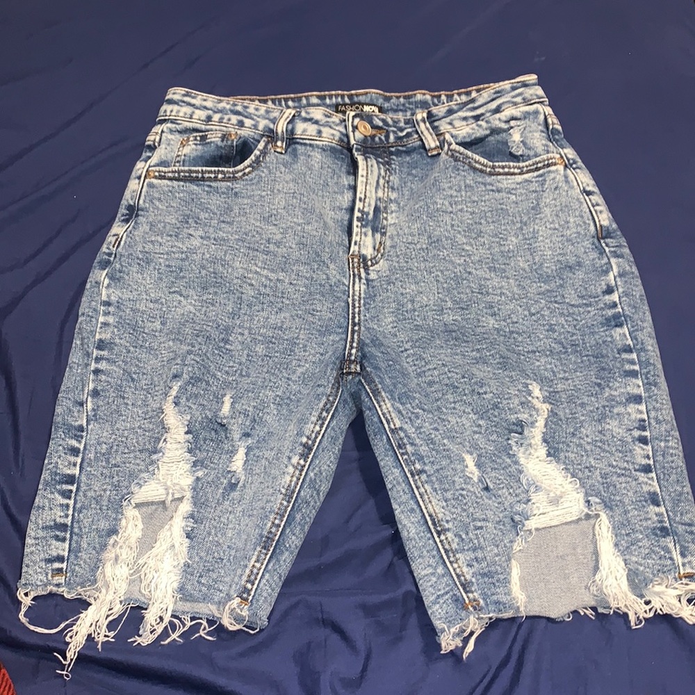 Women’s Bermuda shorts from Fashion Nova. Size 11.